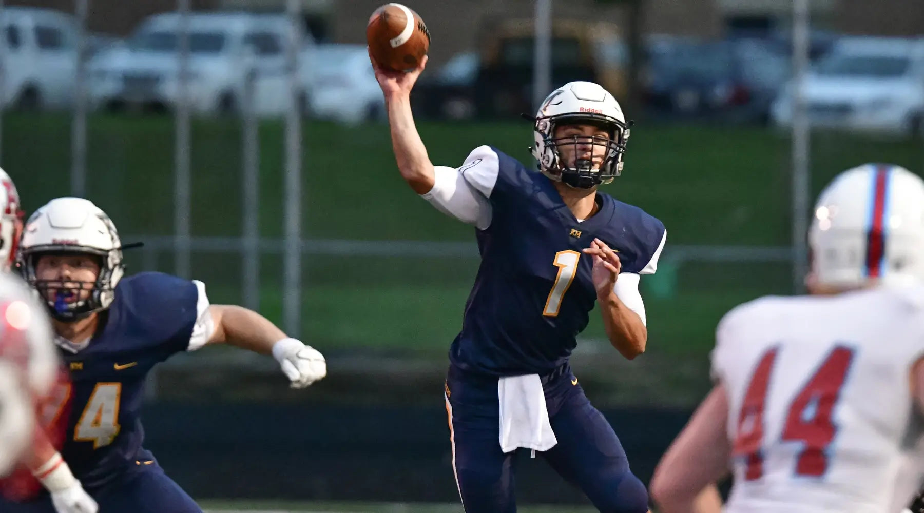 Best Mouth Guard for Quarterbacks: Thin, Snug, and Built for Play Calling
